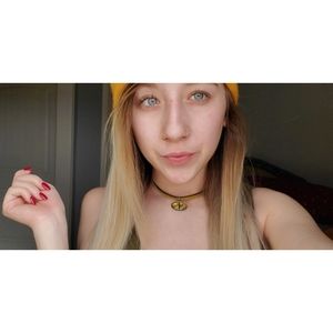 Meet your Posher, Phoebe